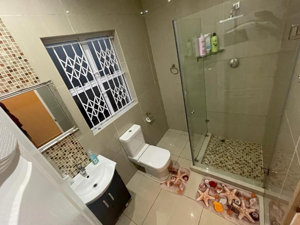 Illovo Beach House Amanzimtoti Exteriör bild